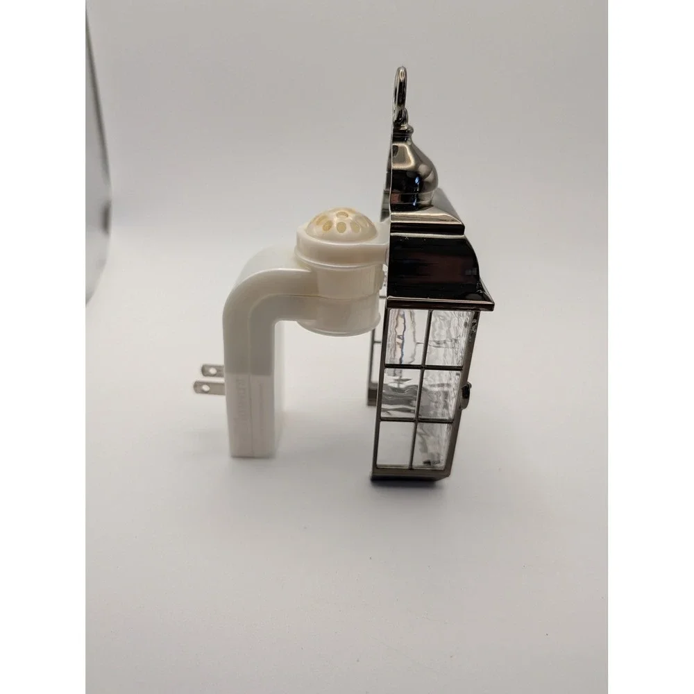 Bath & Body Works Wallflowers Lantern Nightlight Fragrance Plug Silver Works